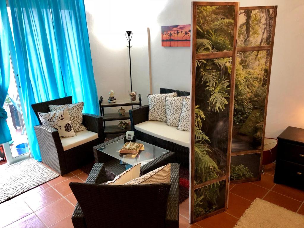 Posezení v ubytování Charming 1-Bed Studio in Simpson Bay - Beacon Hill