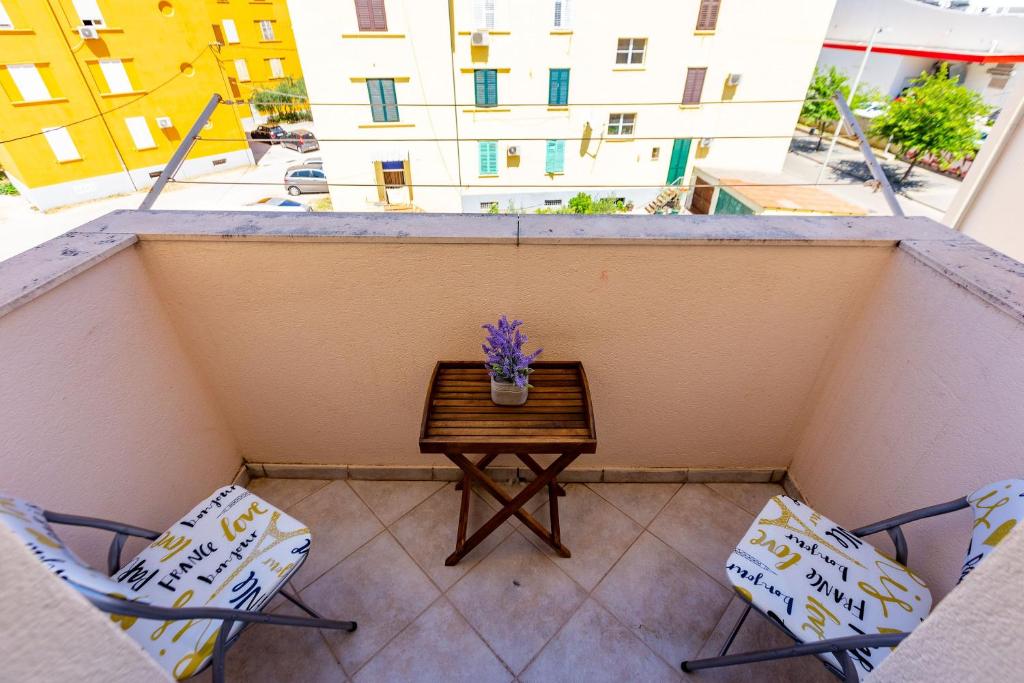 Balkón nebo terasa v ubytování Vale apartment with balcony