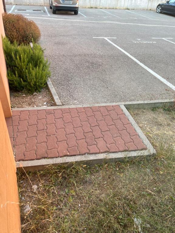Zdjęcie z galerii obiektu Apartman LOTA w Novalji