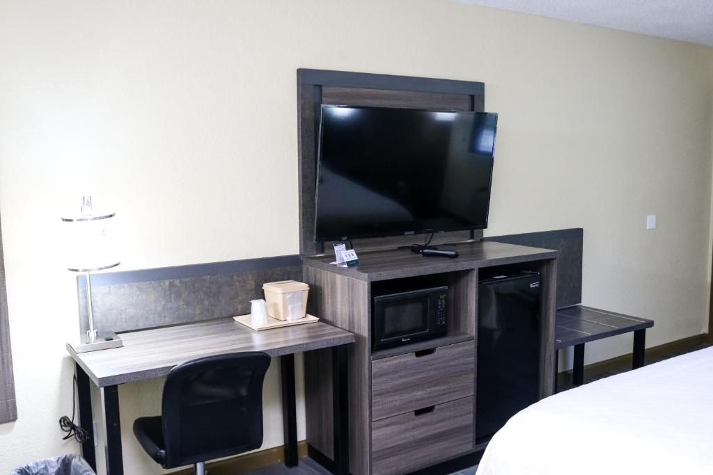 Rodeway Inn Phenix City - Columbus photo