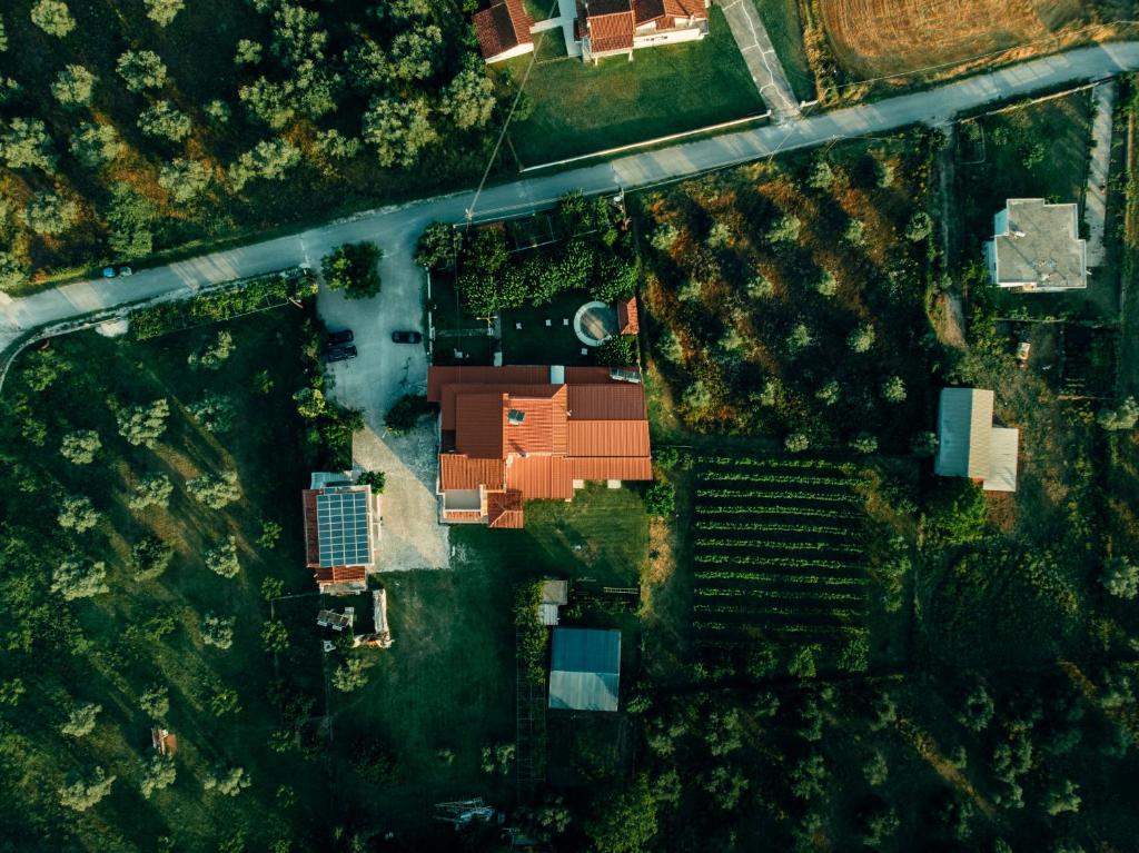 Letecký snímek ubytování Erietta Rooms