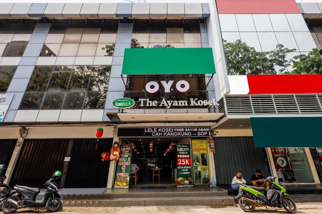 bukit tinggi money changer Emily King