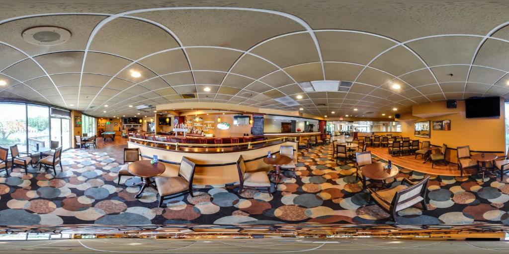 Restaurace v ubytování Chester Hotel and Conference Center