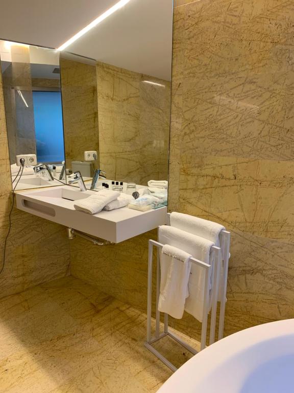 ESPEJO DE SOLEDADES, Vigo de Sanabria – Updated 2023 Prices