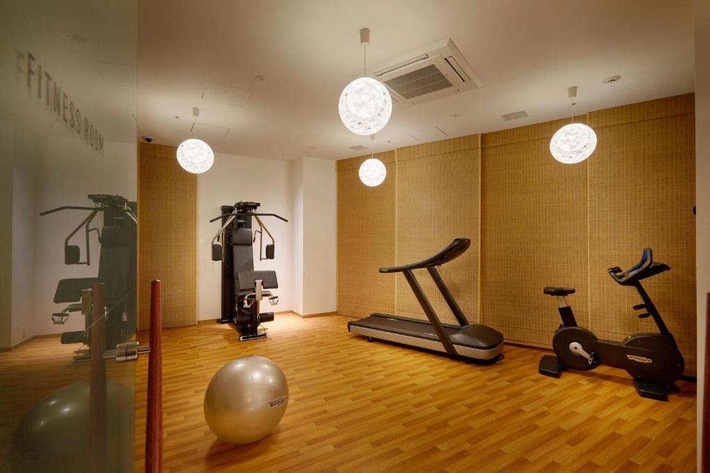 Fitness centrum a/nebo fitness zařízení v ubytování HOTEL AMANEK Kanazawa