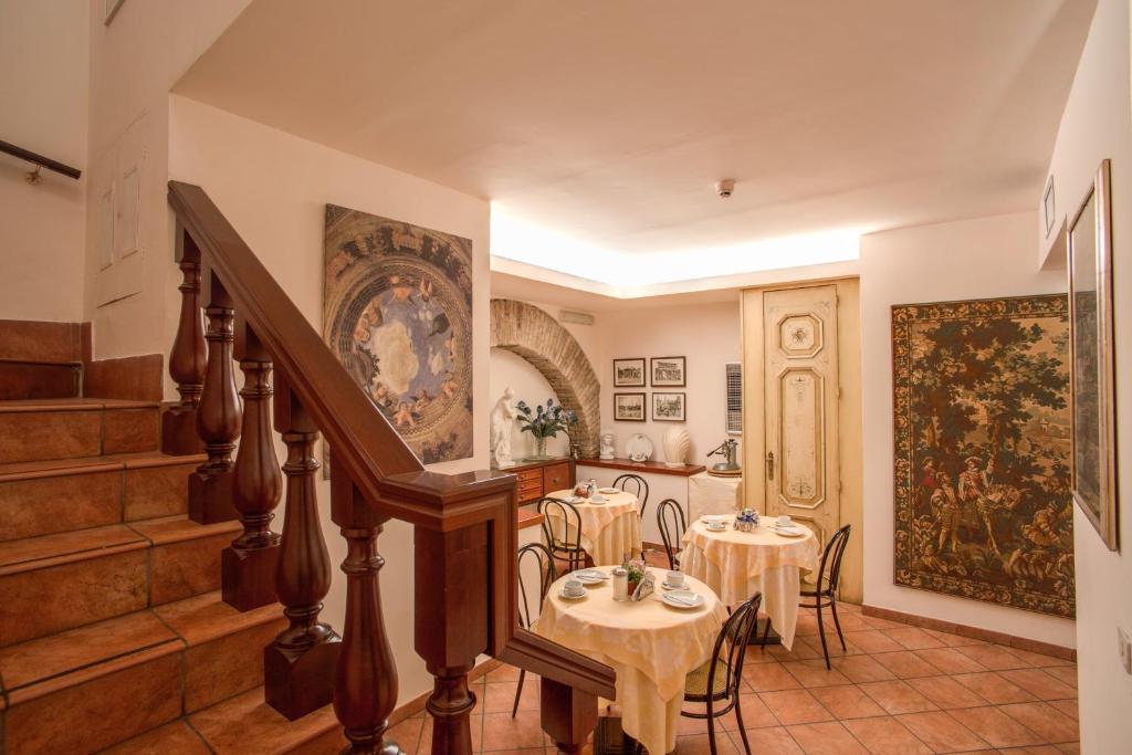 Fotografie z fotogalerie ubytování Hotel Corona v Římě