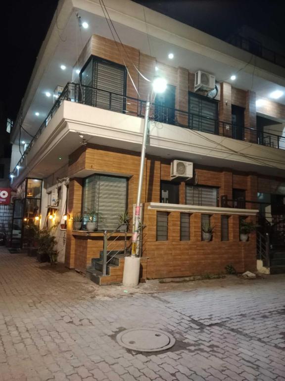 OYO 91427 Hotel Sudan Cottage  Zirakpur     Updated 2022 Prices