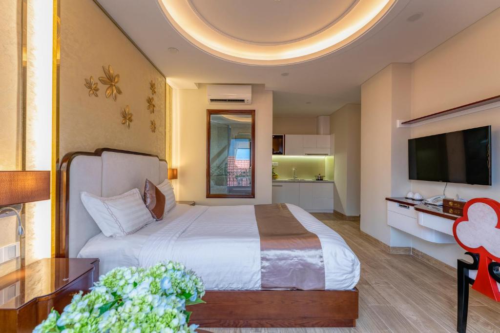 TV a/nebo společenská místnost v ubytování Ngan Ha 2 Apartment
