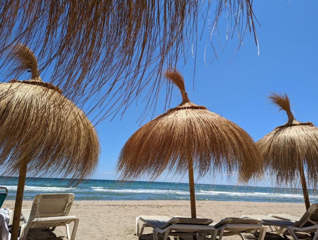 Marbella - Playa Alicate 2br holiday apartment