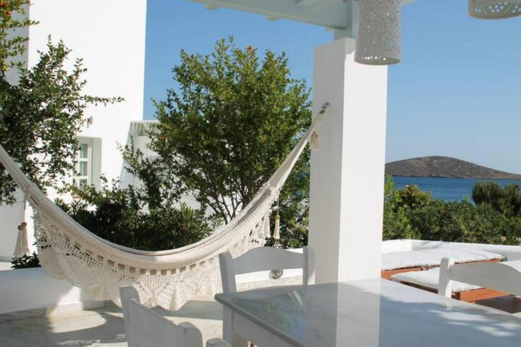 Balkón nebo terasa v ubytování Cycladic Seaview Beach House - Andromeda