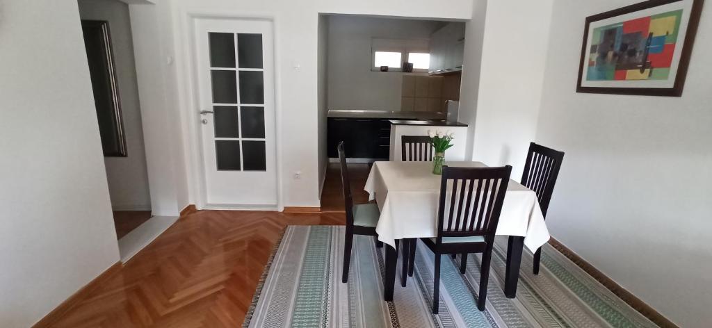 Apartments Bardy Mostar - Housity