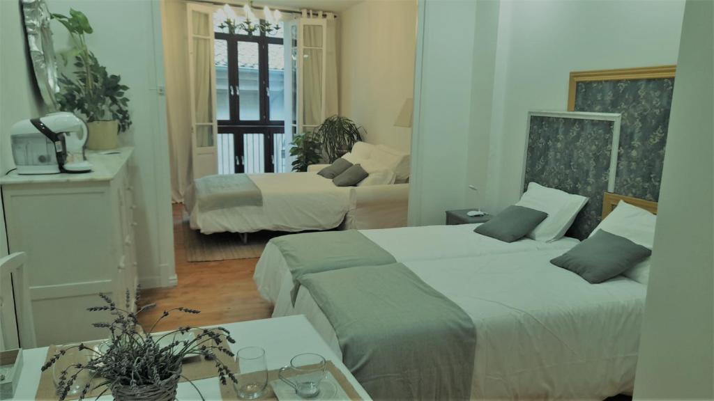 Posteľ alebo postele v izbe v ubytovaní Habitación Centro Pamplona - acceso independiente