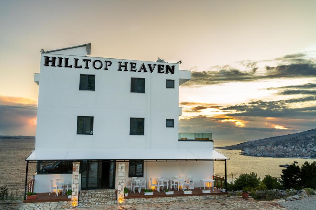 Příroda nedaleko hotelu