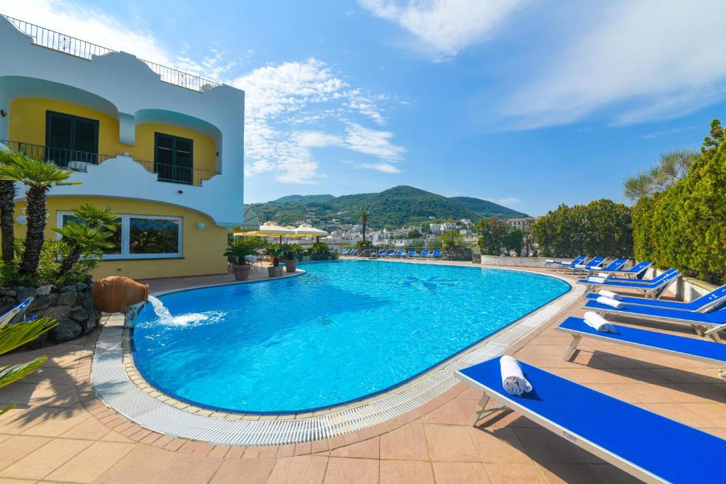 Bazén v ubytování Hotel Felix Terme nebo v jeho okolí