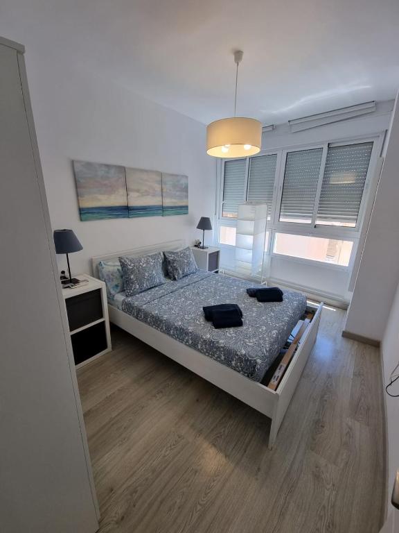 Zdjęcie z galerii obiektu Apartamento Con Encanto 'Larios Street II' w Maladze