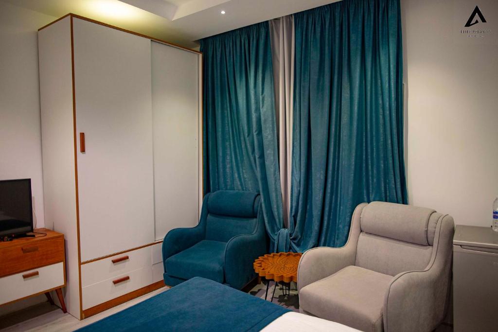 Posezení v ubytování Elite Pyramids Boutique Hotel