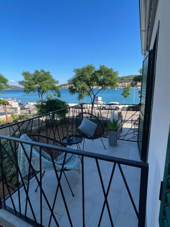 Tisno Central Apartments 2