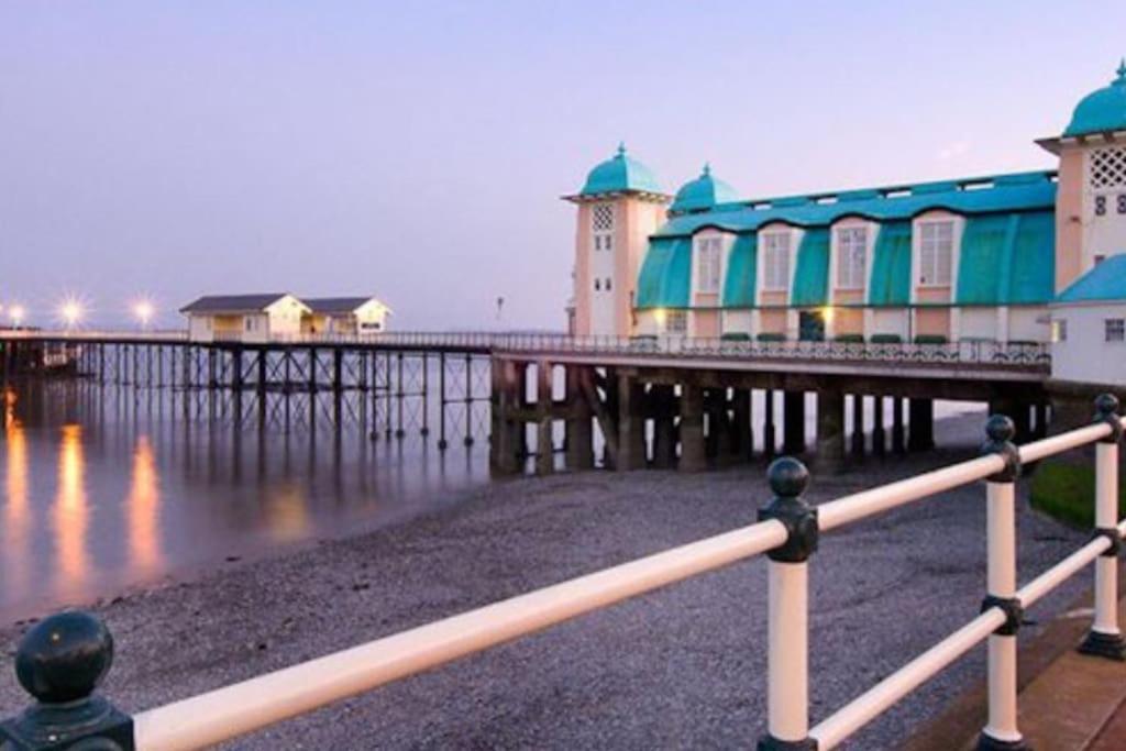 Fotografie z fotogalerie ubytování Large Townhouse Penarth, Cardiff v destinaci Cardiff