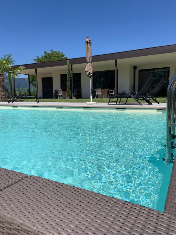 Kolam renang di atau dekat dengan Apartments Klotz