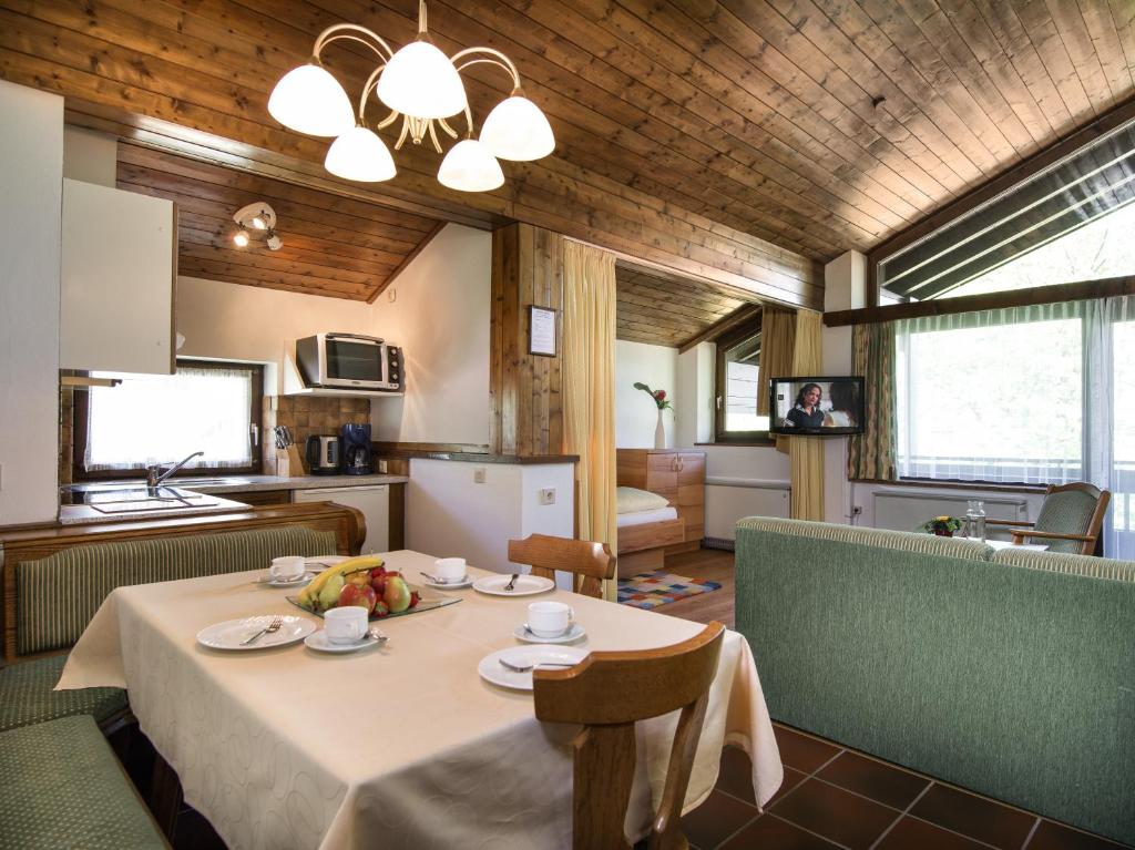 Kuchyňa alebo kuchynka v ubytovaní Appartementhaus Gastein inklusive Alpentherme gratis