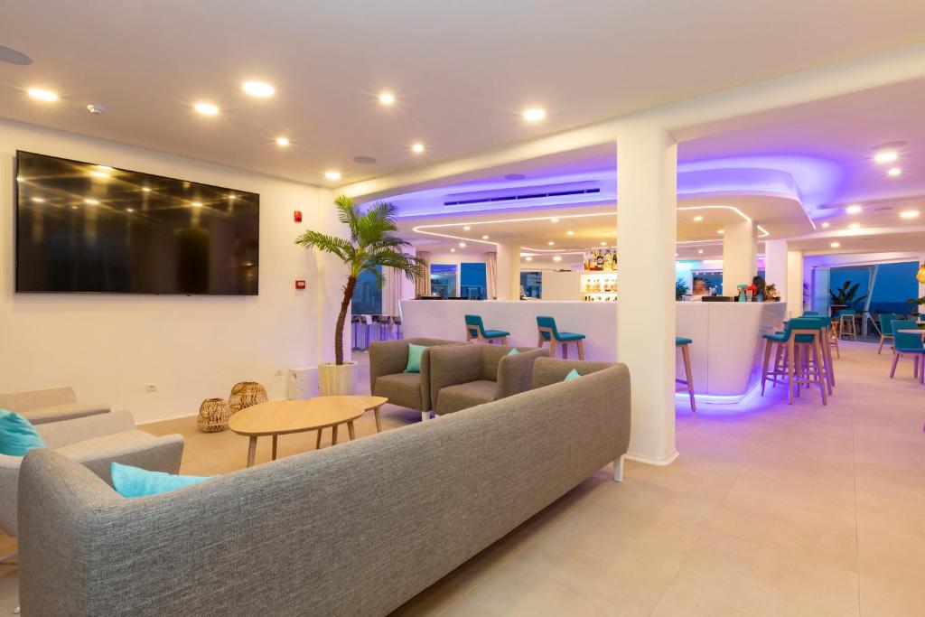 Hotel Maysi, Playa Migjorn – Updated 2023 Prices