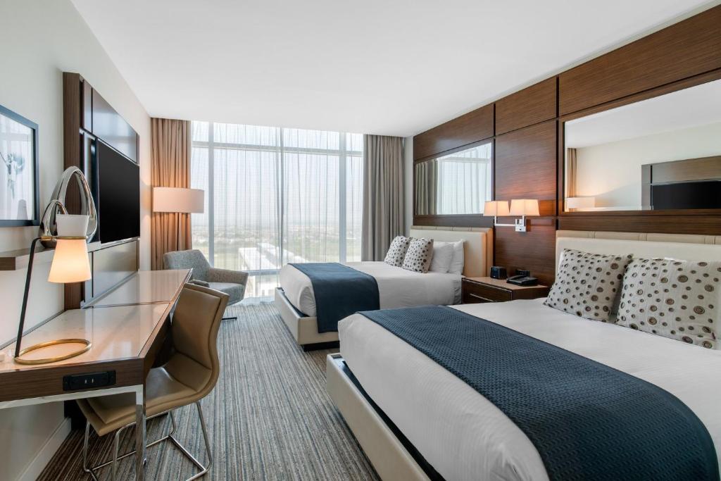 Omni Frisco at The Star - Deluxe Queen Room Con Dos Camas Queen