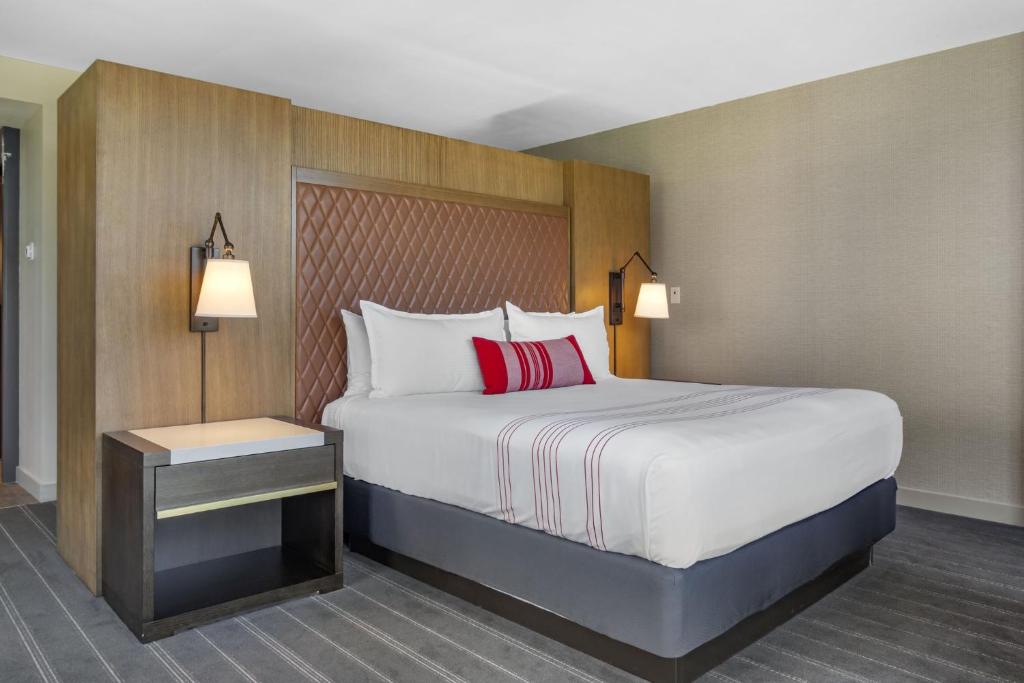 Omni Hotel at the Battery Atlanta photo