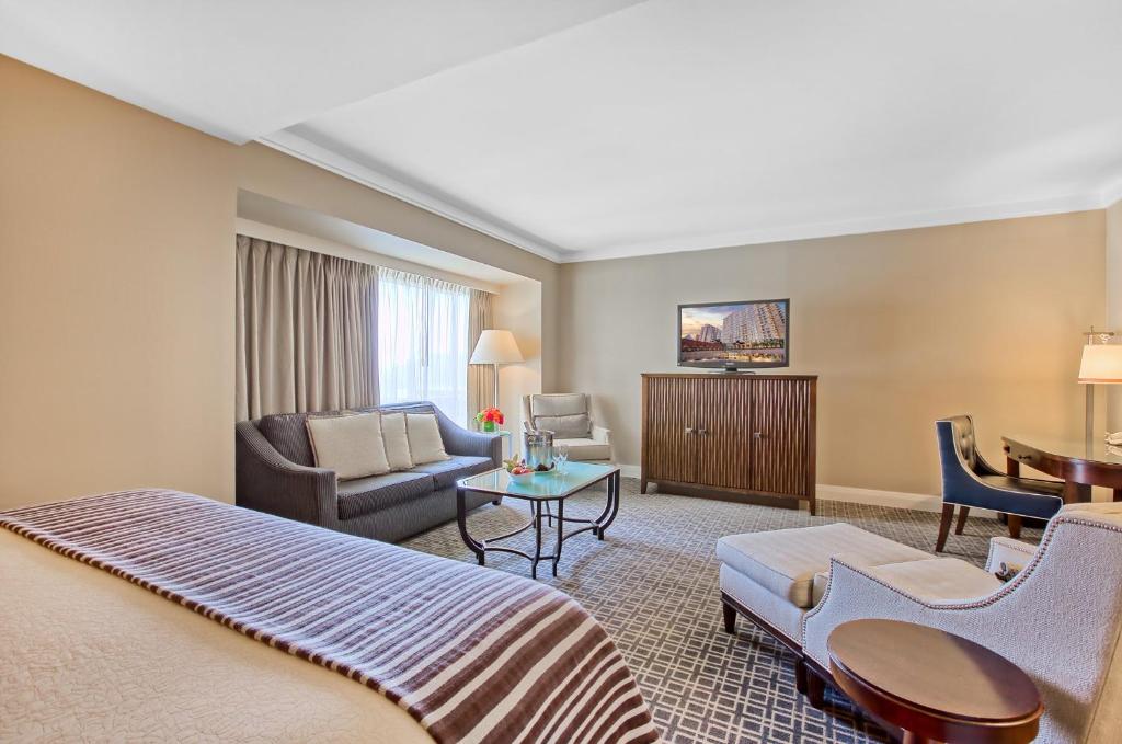Omni Los Angeles Hotel - Club King Room With Lounge Access