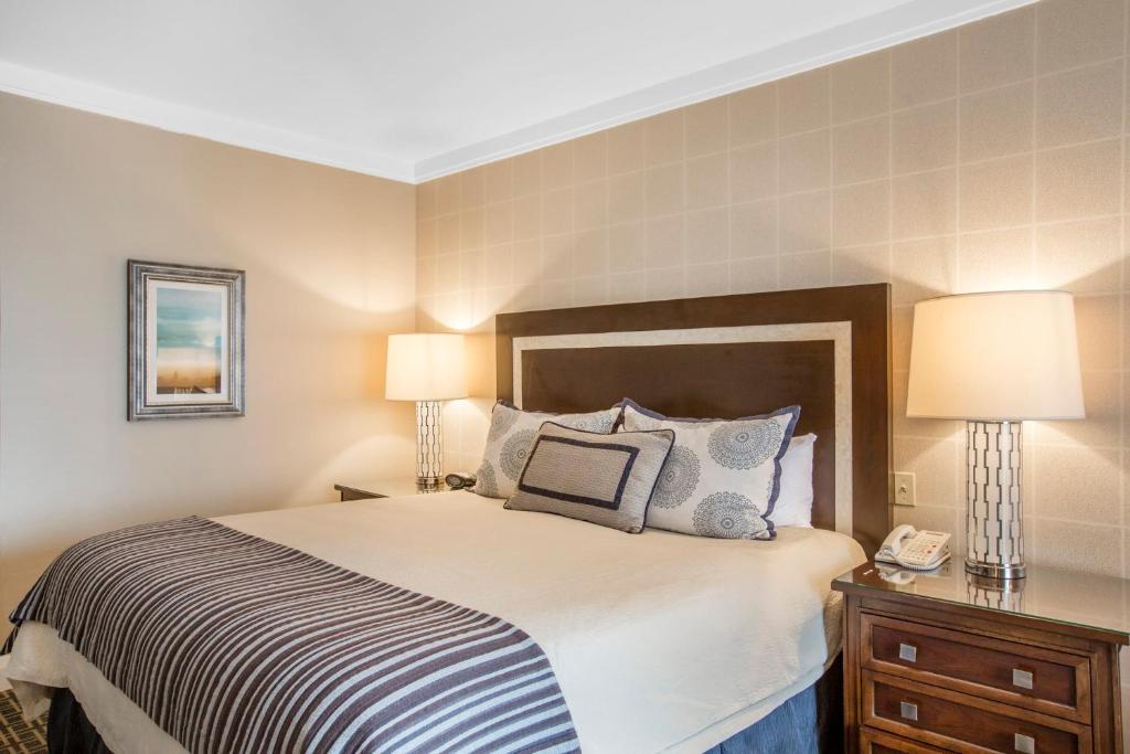 Omni Los Angeles Hotel - Deluxe King Room