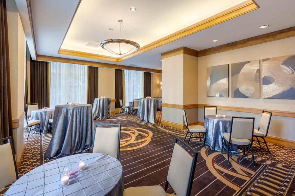 Omni Los Angeles Hotel photo
