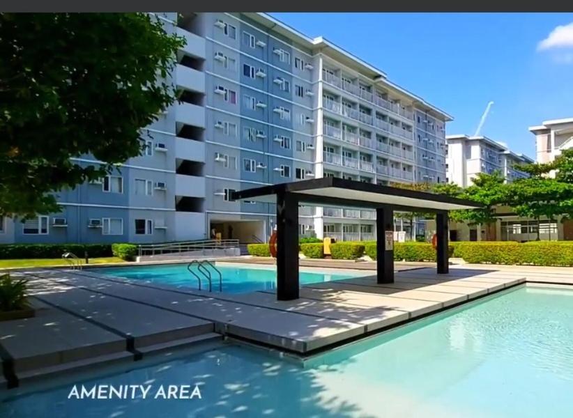 Fully furnished Condominium for rent in trees residences near SM