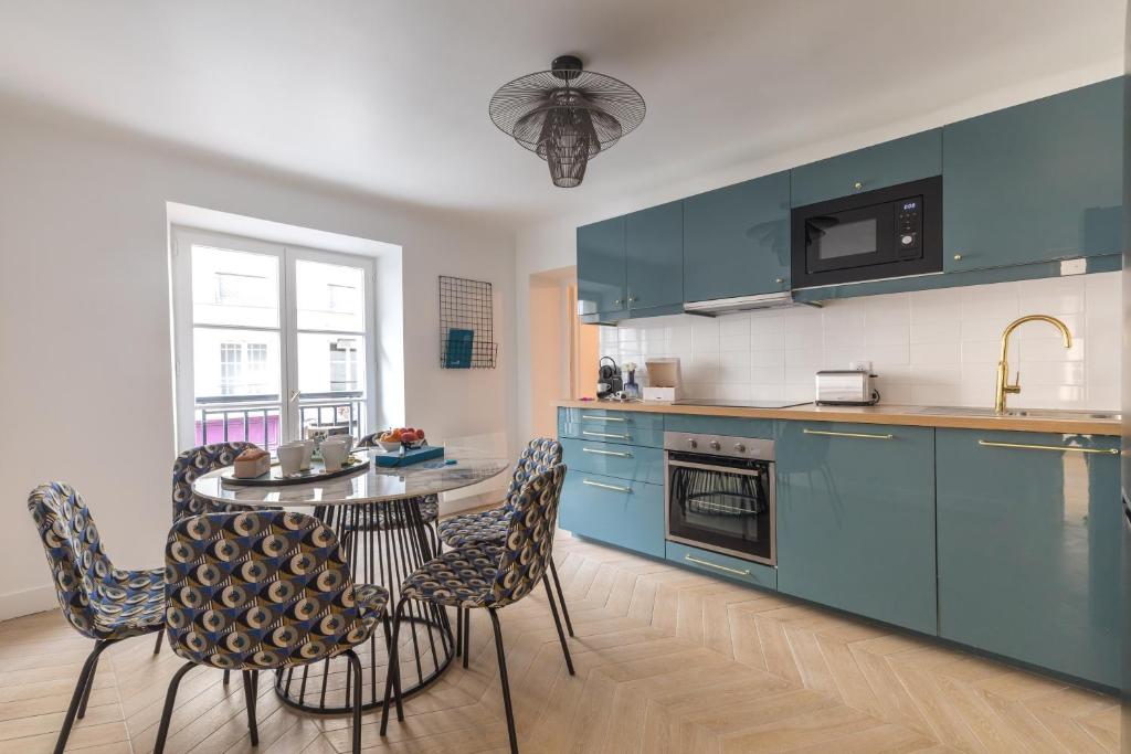 Sweett- Lescot II - Three-Bedroom Apartment