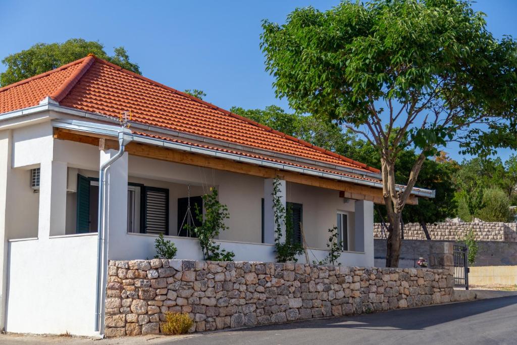 Lovely House Mara, Imotski. - Appartement De Deux Chambres