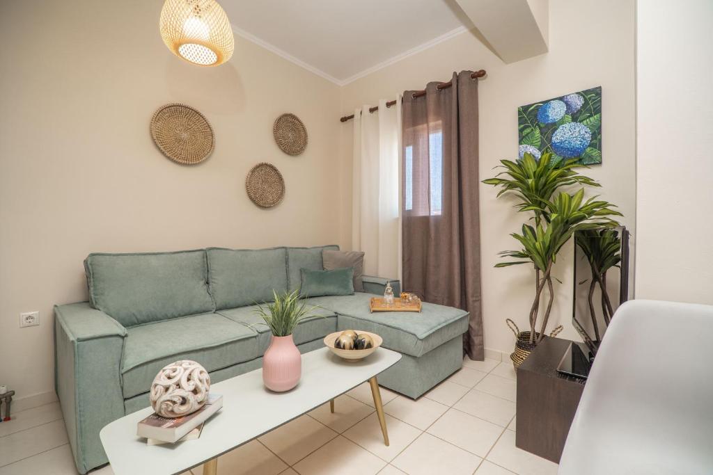 Ammoutsiani apt with Parking 1 by 8essentially