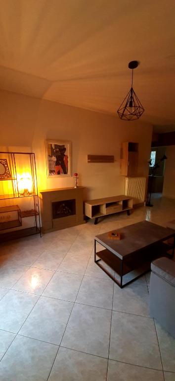 Cozy flat Marousi Business Center