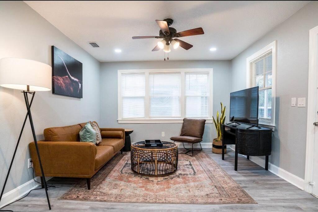 Spacious 3 Bedroom Home w/ Outdoor Patio, Jacksonville (updated prices ...