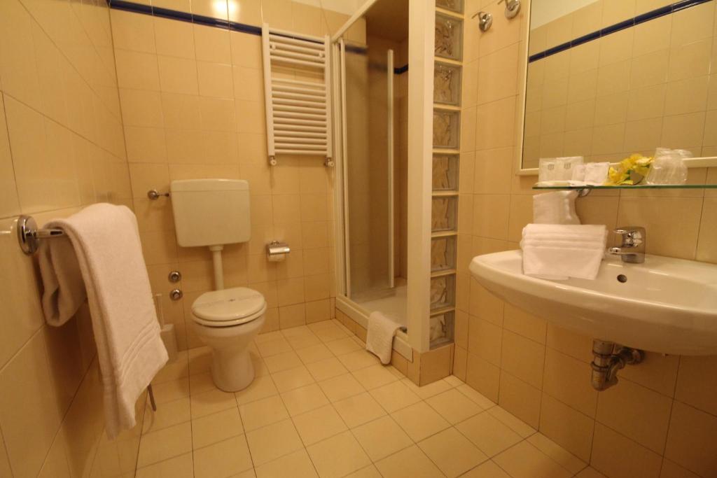 Koupelna v ubytování Hotel Principe Eugenio