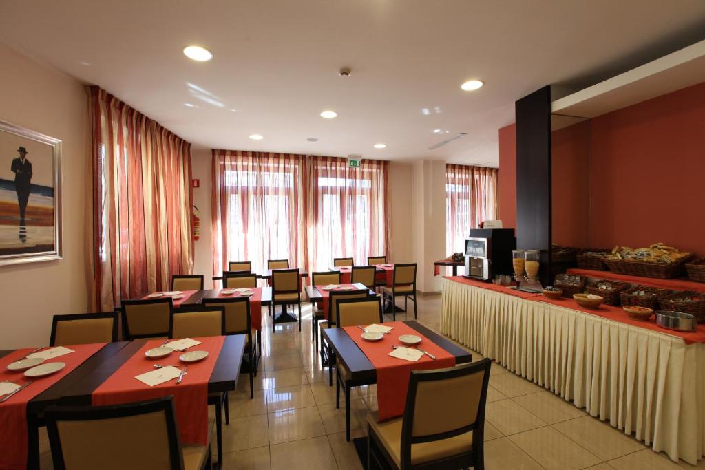 Restaurace v ubytování Hotel Cavour