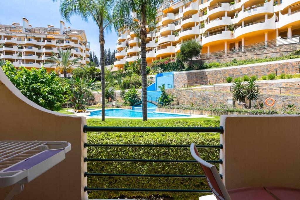 Fotografie z fotogalerie ubytování Beautiful 2 Bedroom Apartment near Puerto banus v destinaci Marbella