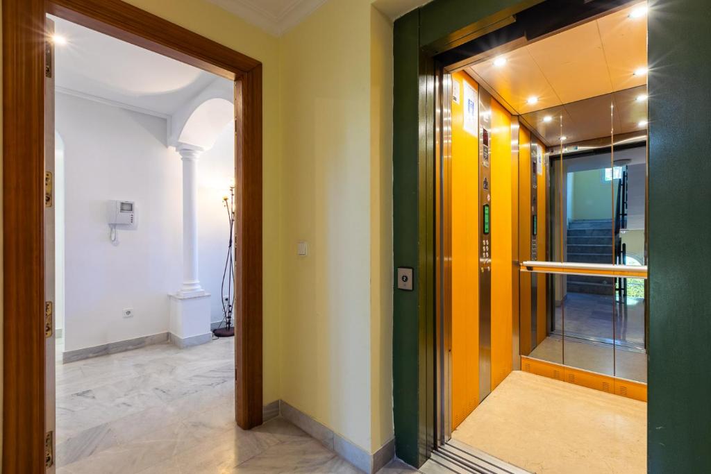 Fotografie z fotogalerie ubytování Beautiful 2 Bedroom Apartment near Puerto banus v destinaci Marbella