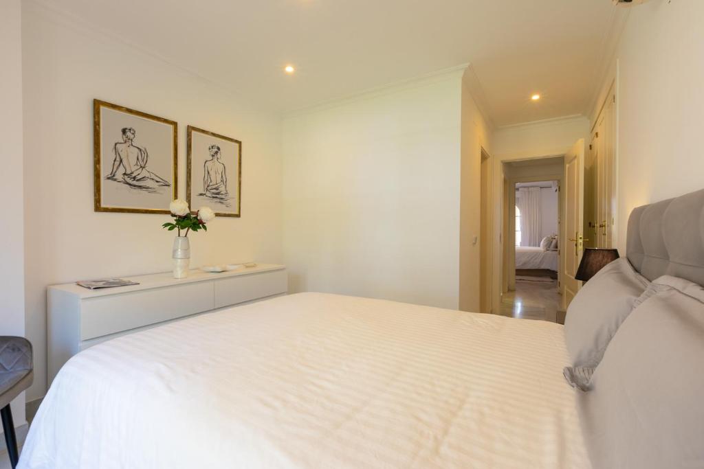 Fotografie z fotogalerie ubytování Beautiful 2 Bedroom Apartment near Puerto banus v destinaci Marbella