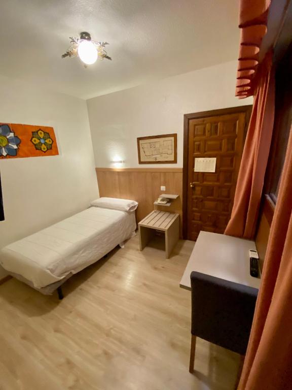 Posteľ alebo postele v izbe v ubytovaní Hotel Real Castellon