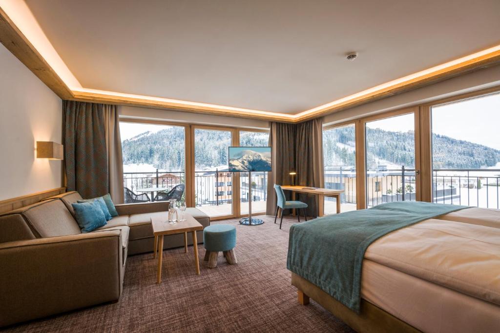 Postel nebo postele na pokoji v ubytování Hotel Zentral ****superior