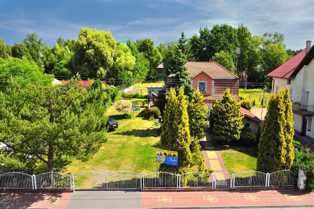 Vonkajšia záhrada v ubytovaní Villa Bajka