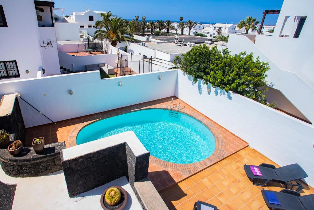 Bazén v ubytovaní Casa Seara Piscina, Wifi y 400 metro de la playa, alebo v jeho blízkosti