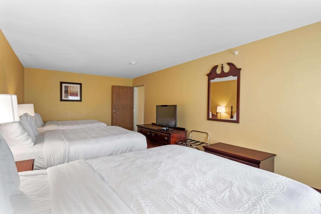 Best Western Clearlake Plaza photo