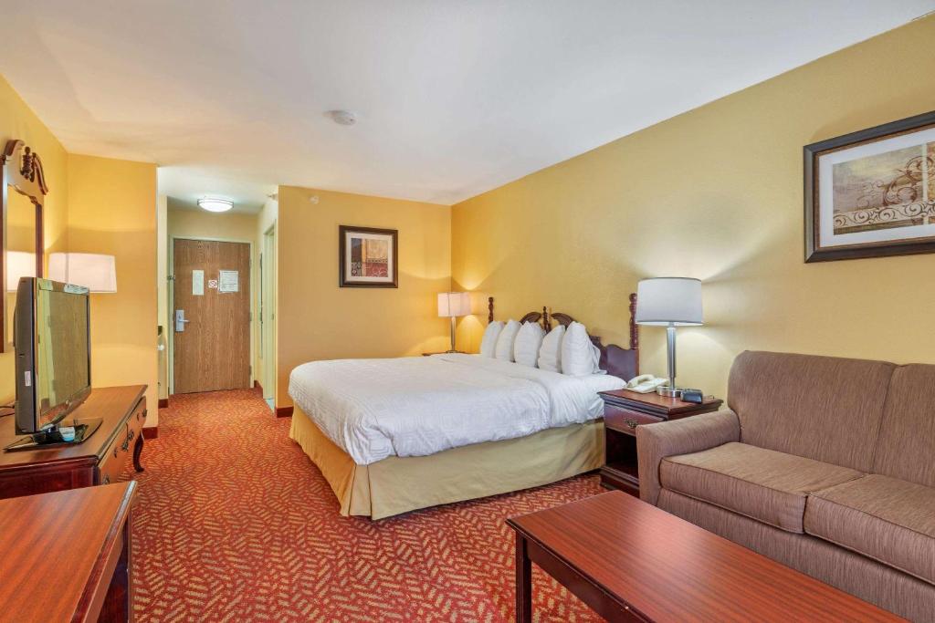 Best Western Clearlake Plaza photo
