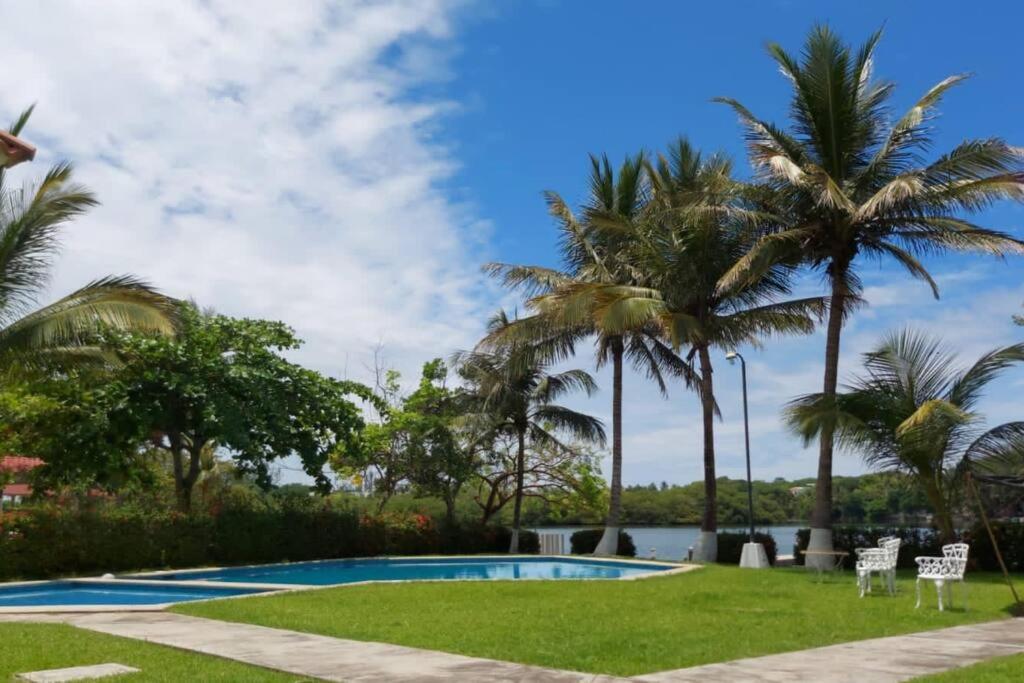 Bazén v ubytování Casa c/embarcadero en Boca del Río Gran Ubicación nebo v jeho okolí
