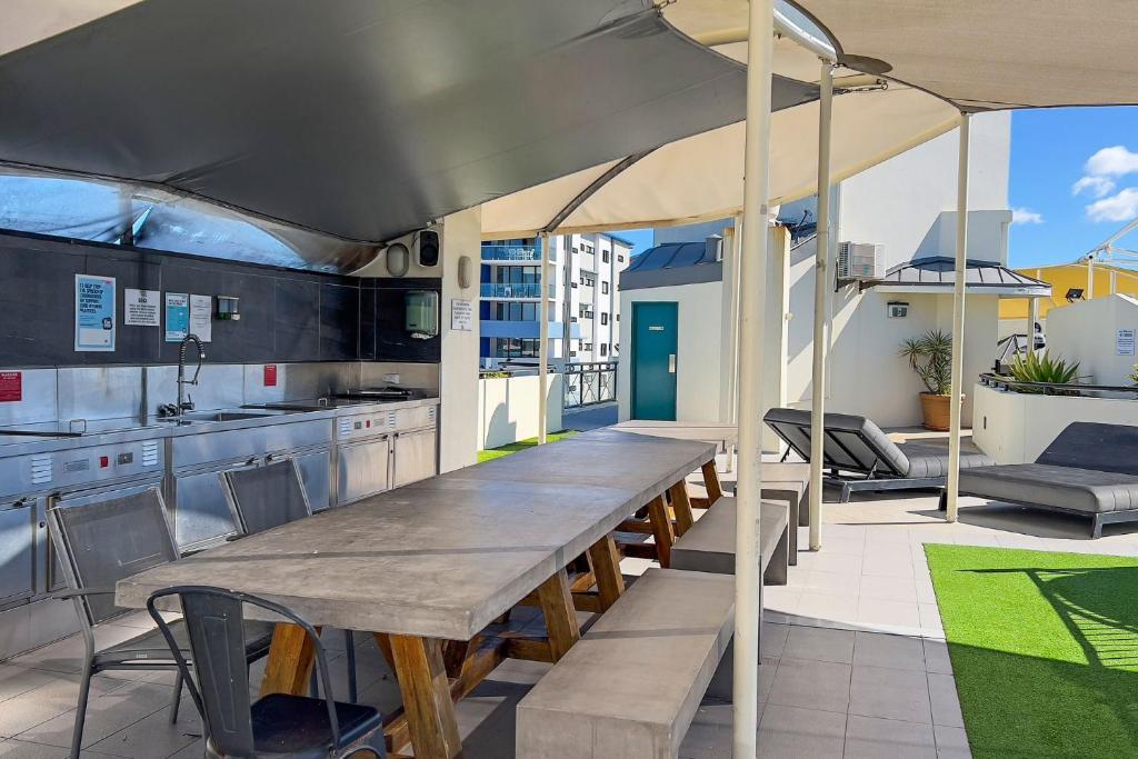 Posezení v ubytování 2 Bedroom Apartment, sleeps 5 in central Mooloolaba Resort