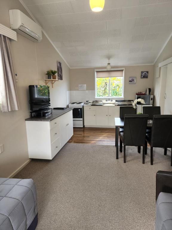 Gardner Court Motel - Resim 18